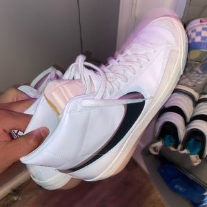 Nike Blazer Mid ‘77 Vintage (sz 11)